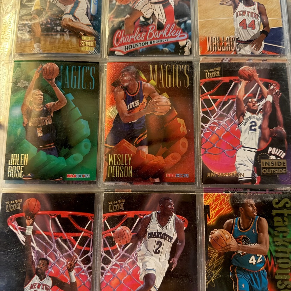Basketball Trading Card Lot - Multiple Vintage NBA Players approx 500 cards